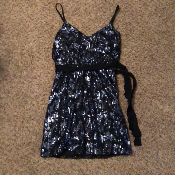 Express sequin dress - Picture 1 of 4